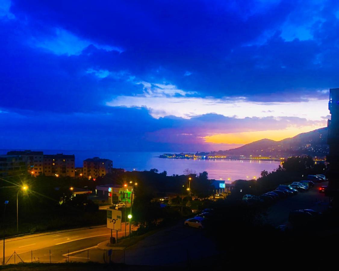 T2 Ajaccio vue mer Exterior foto